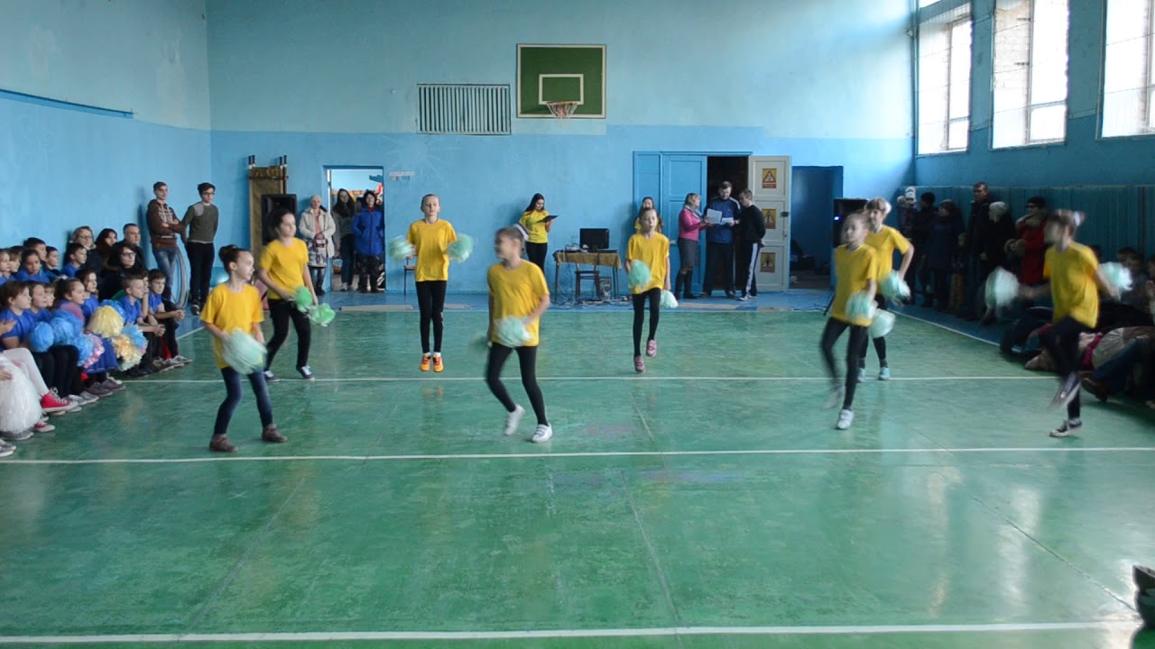 Виступ команди черлідерів 5-А класу