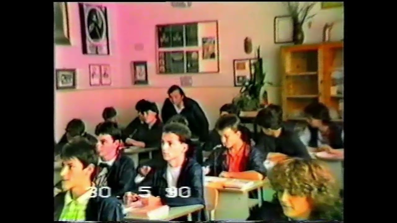 Bundy bácsi Mészáros József történelemóra 1990. Dombóvár