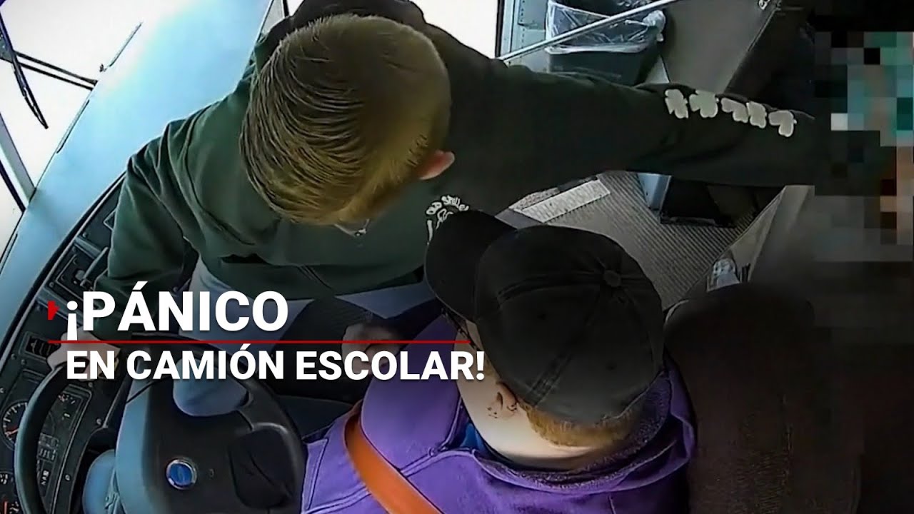 ¡Conductor de autobús escolar SE DESMAYA! ¿Quién salvó a los niños?