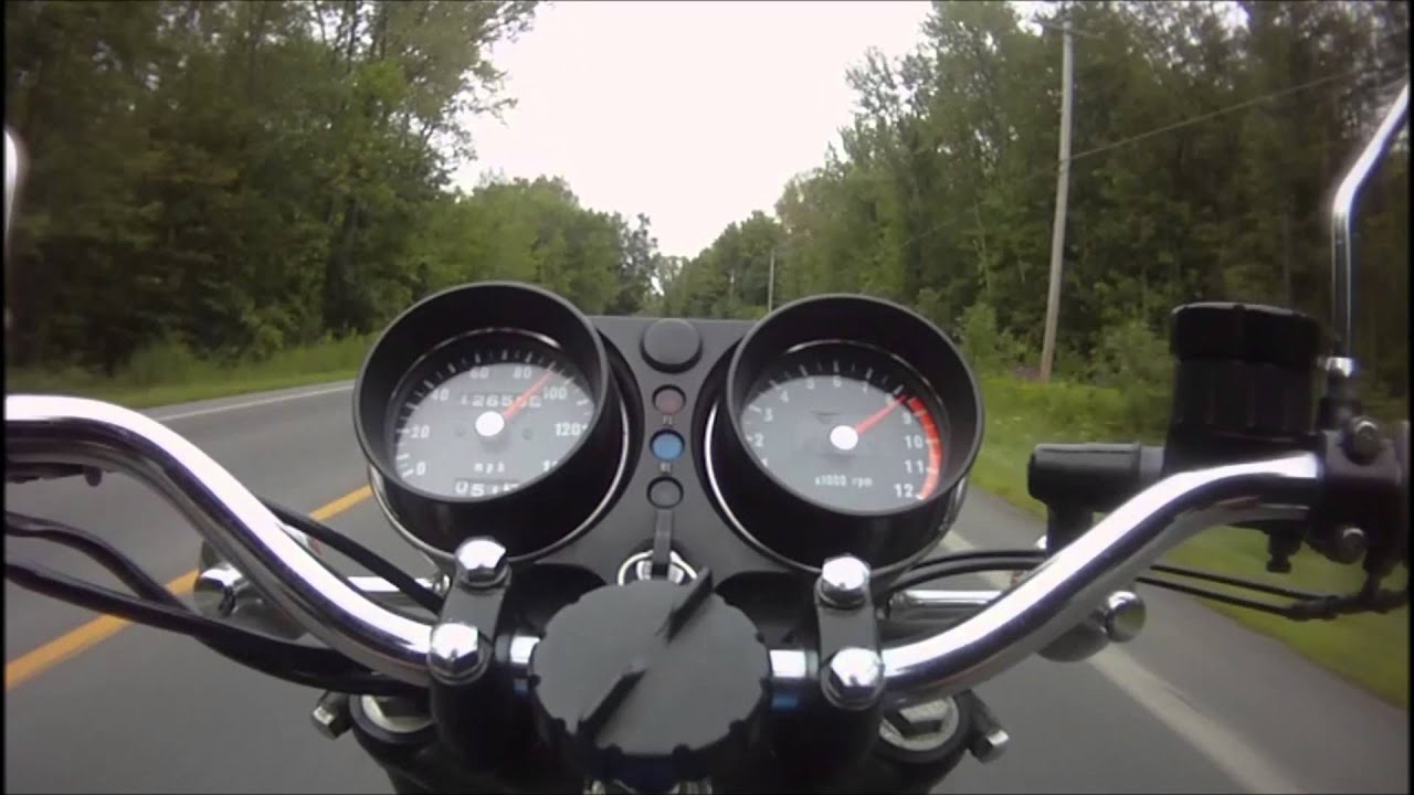 Kawasaki S2 Mach II 350 with Denco Chambers! Top Speed Full Throttle