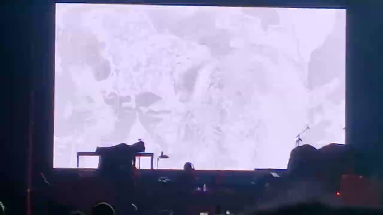 Denzel Curry - 'Bulls On Parade' (Rage Against The Machine cover live)
