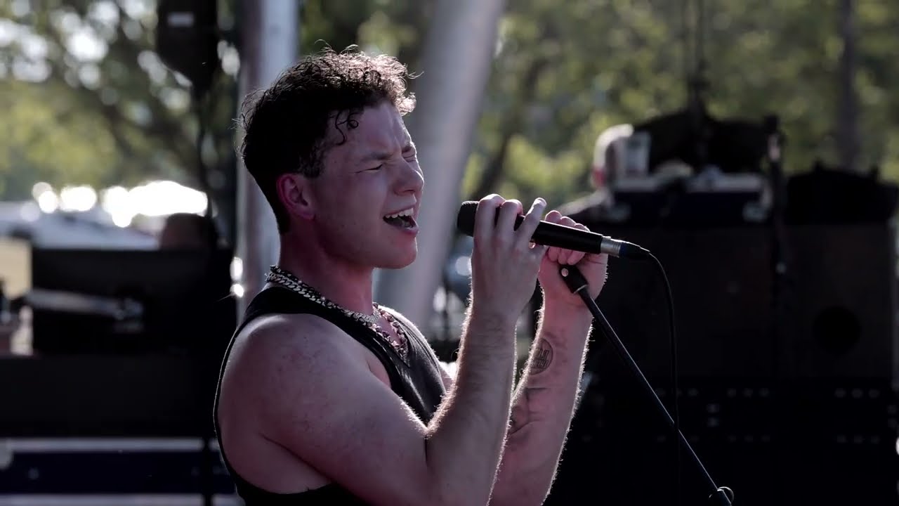 Coobie - Dancing (Live performance Bluewater BoarderFest 2022)