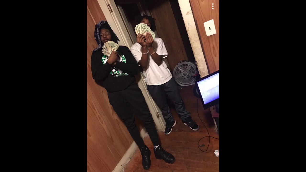 #OfftheTop - Breezoo & Ceej (Audio)
