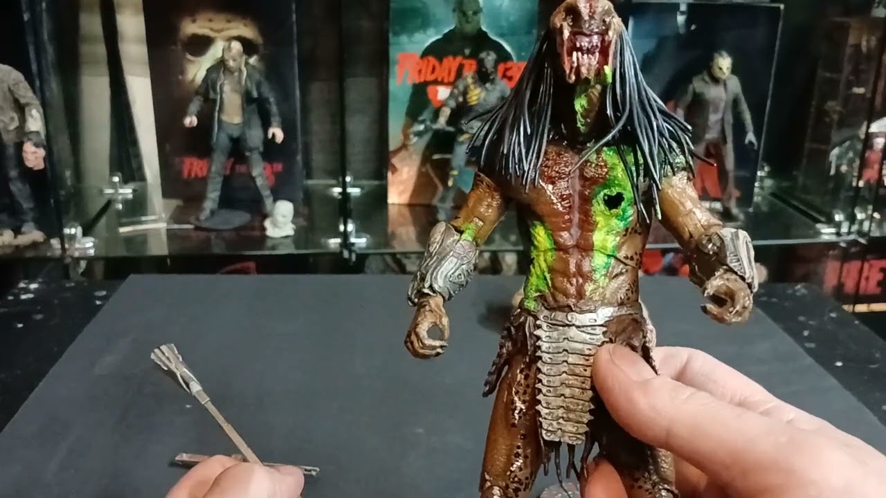 NECA Prey Feral predator (custom battle damaged version)