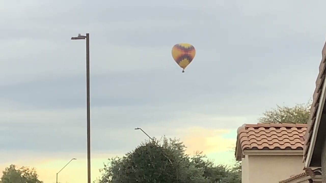 Hot air balloon 🥵 🎈