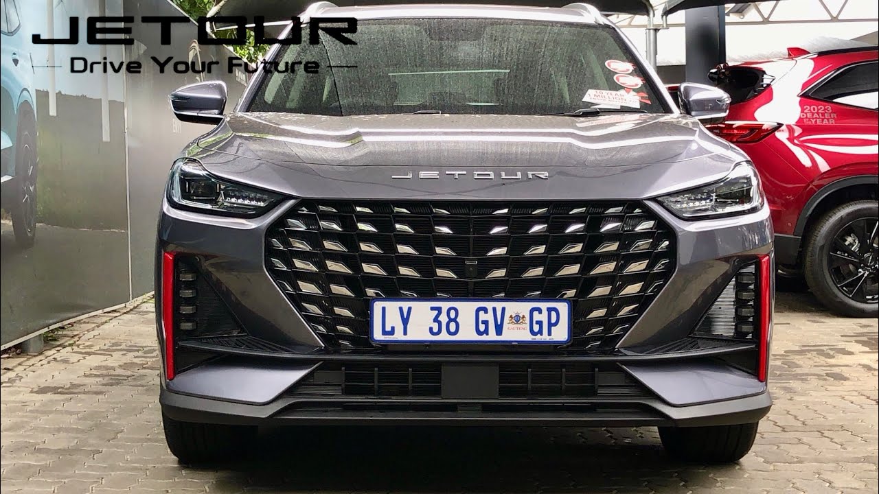 Обзор Jetour X70 Plus 2025 года, стоимость владения, внешний вид и особенности интерьера