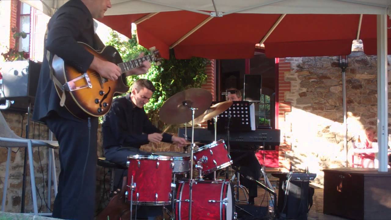 Groovy Jazz Trio | Live extracts (09/08/2012 - Missillac)