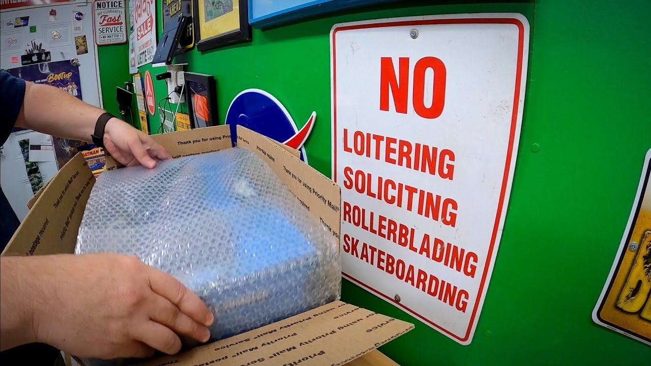 What if Bob Ross packed EBAY orders?