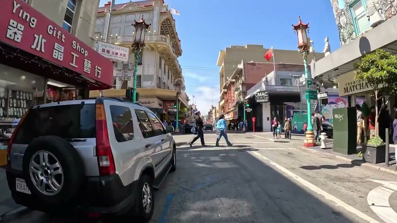 This video proves that there are zero tourists in San Francisco! Watch for yourself!￼
