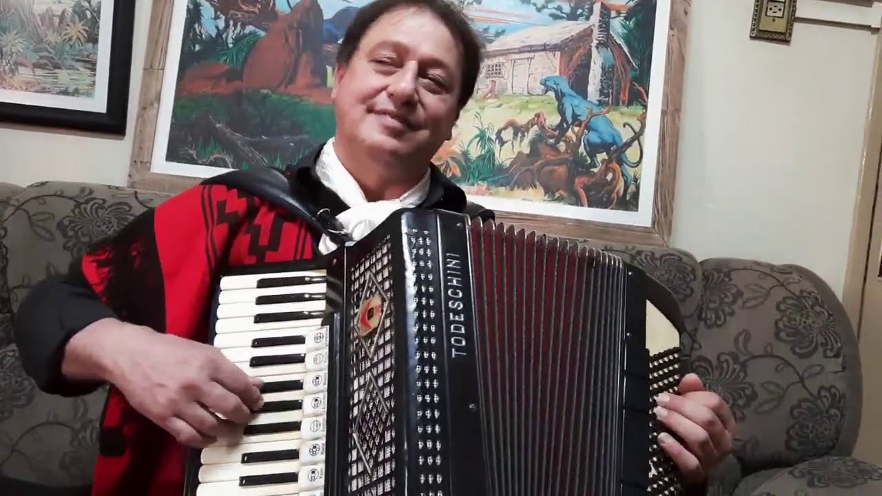 MARCANDO PASSO-Chote. Aut-Vanderlei Machado. -Carlinhos Steiner Solo de Gaita. Tel- 54999512710.