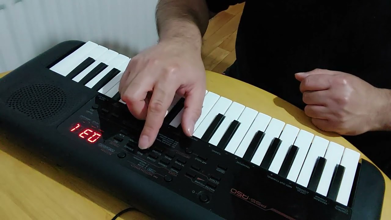 Petr Krajnak - Yamaha pss-A50 -Jam Arpeggio And voice  sounds