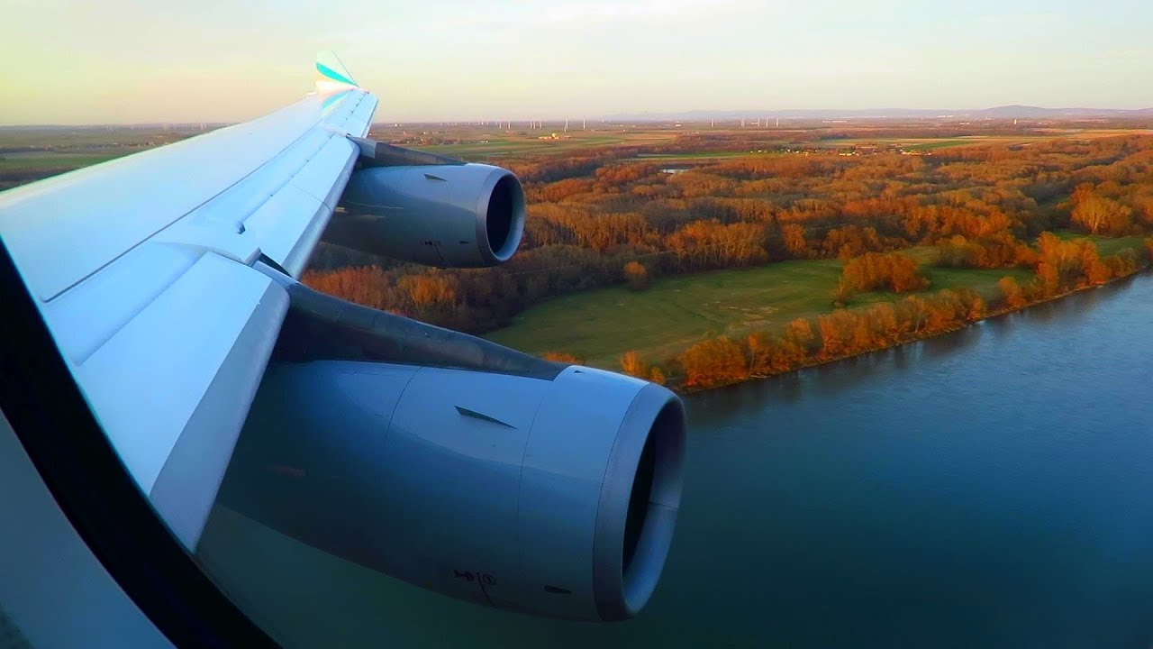 GOLDEN HOUR! Eurowings Airbus A340-300 ONBOARD Landing at Vienna Airport! Seat 10A