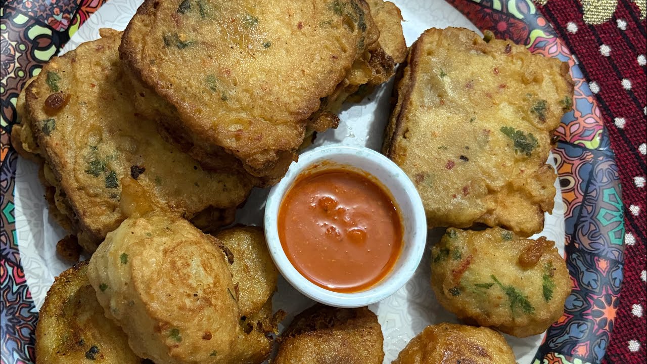 Iftar Special Crispy Snacks | Bread Pakora & Aloo Bread Roll Recipe | The Spicy Craving Kitchen