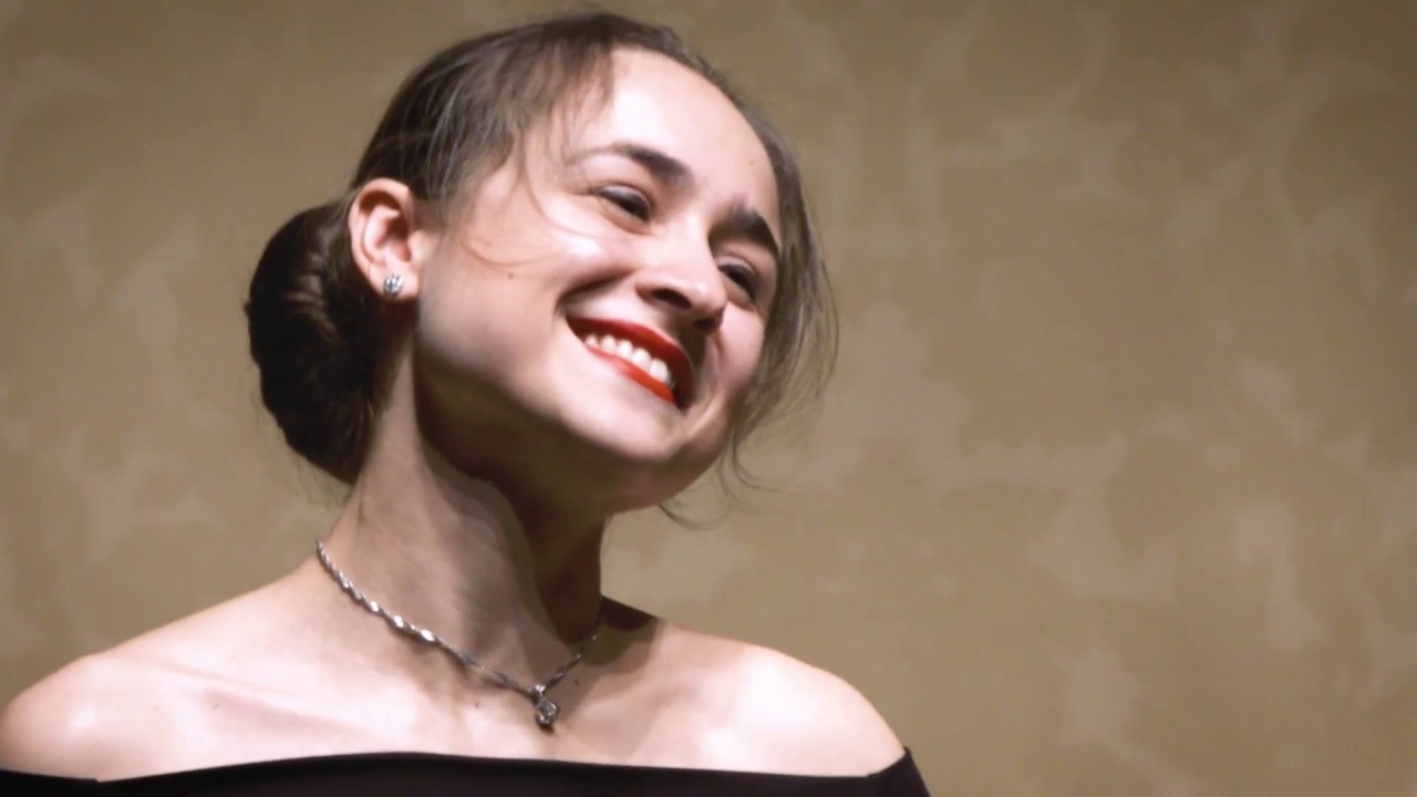 Anna Tsybuleva plays Claude Debussy 