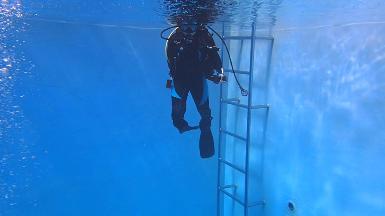 単独エア切れの練習緊急スイミング浮上スキューバライセンス格安取得平塚