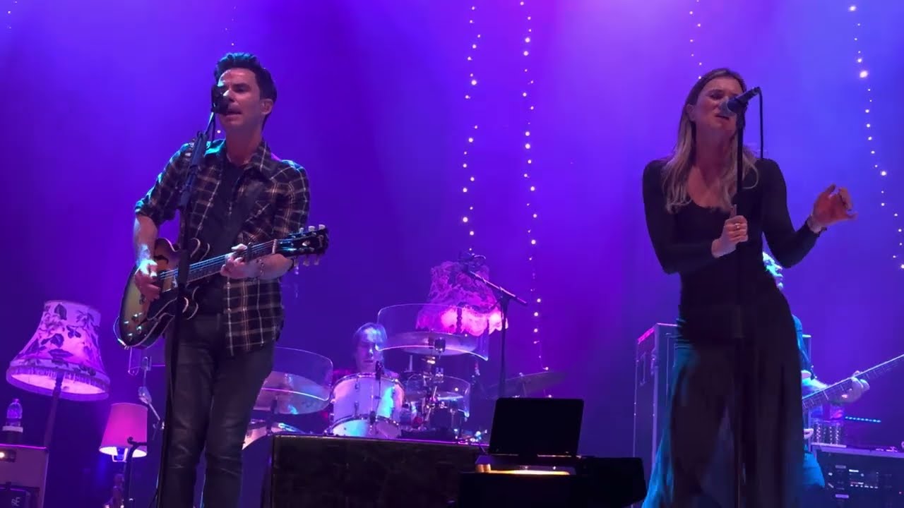 Far From Saints ‘Be My Baby’ Live Ulster Hall Belfast 13-11-23