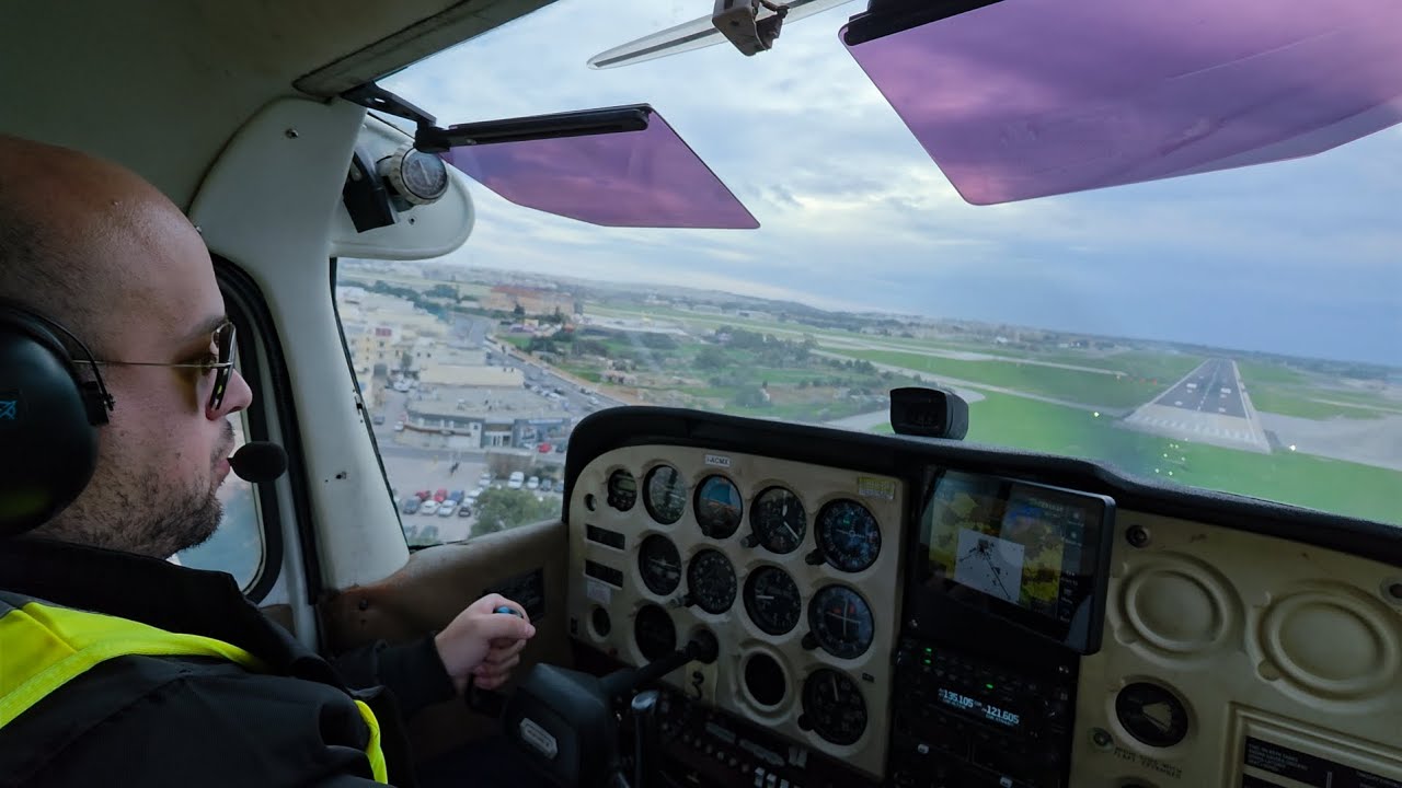 Touch & Go - LMML RWY23 (LH Circuit) Solo