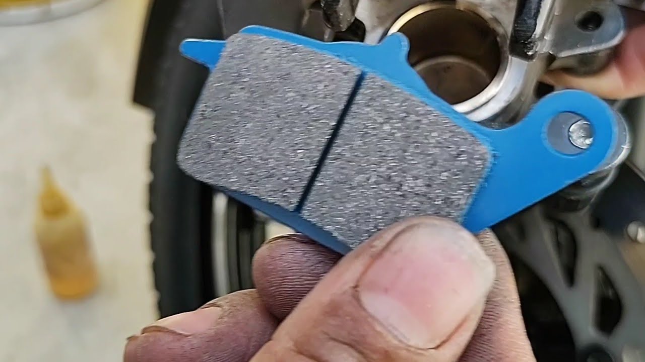 Cambio de pastillas delanteras (balatas) Yamaha SZ