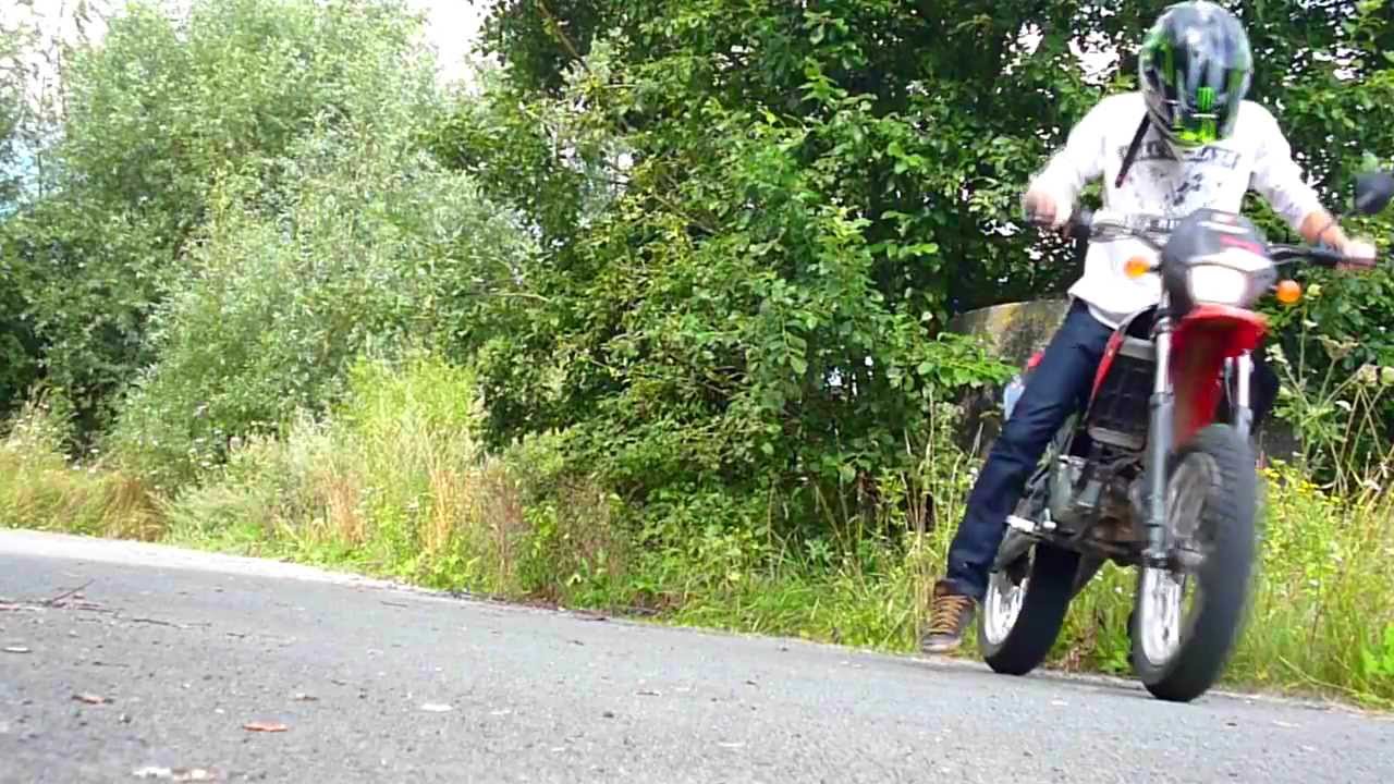 Derbi stock exhaust  VS  Yasuni exhaust