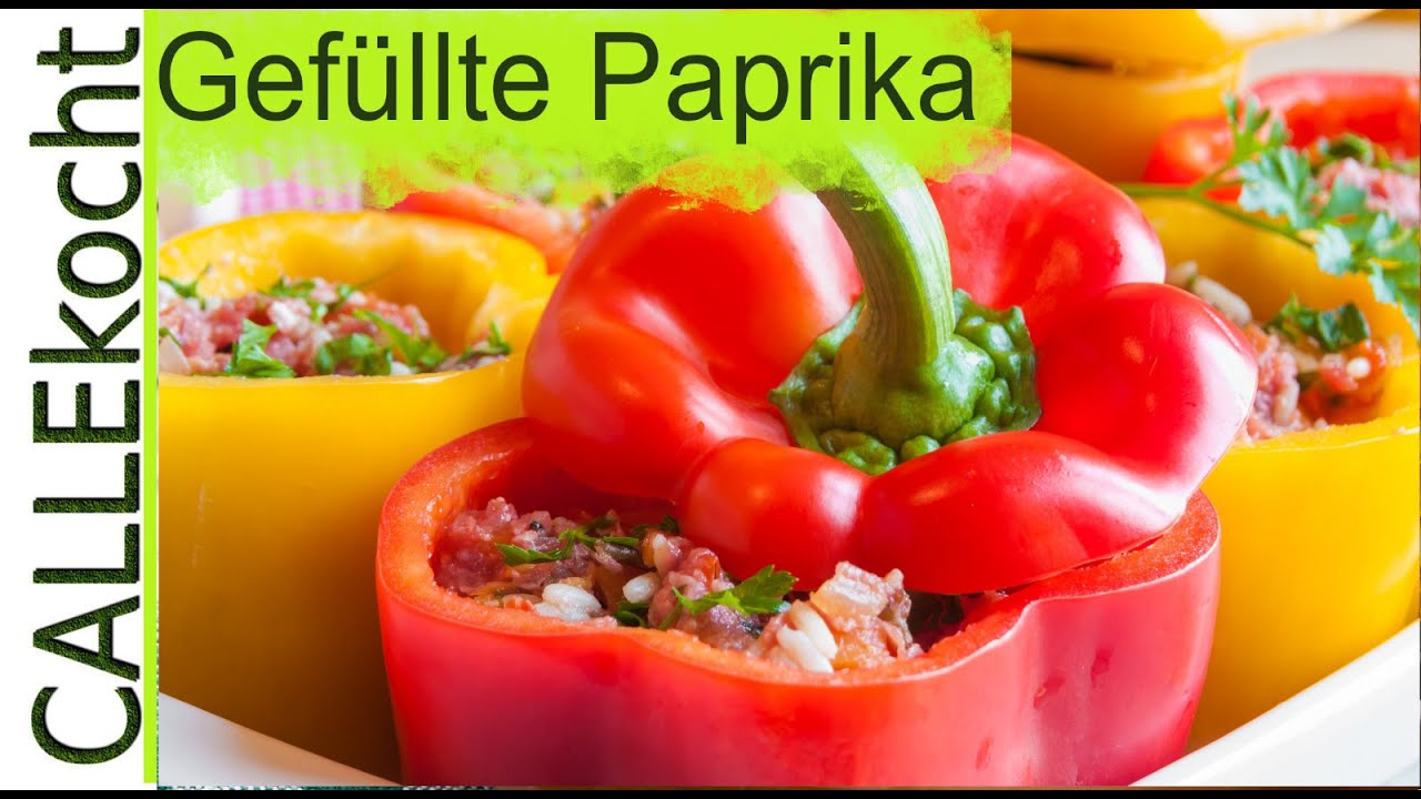 Gefüllte Paprikaschoten mit Hackfleisch auf Tomatensoße - Rezept