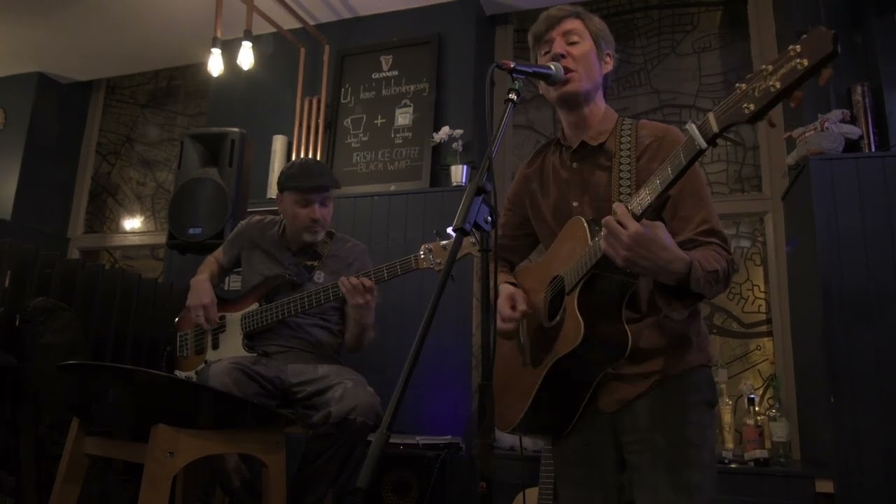 Graham Stacey & &Aacute;kos Hasznos Live in P&eacute;cs, Hungary