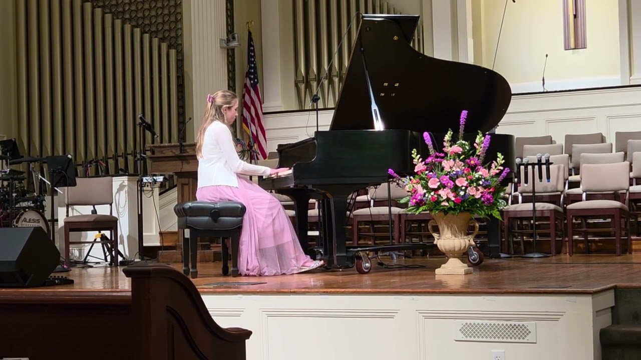 Beethoven Sonata in E Major, Op. 14, No. 1 from Another Angle