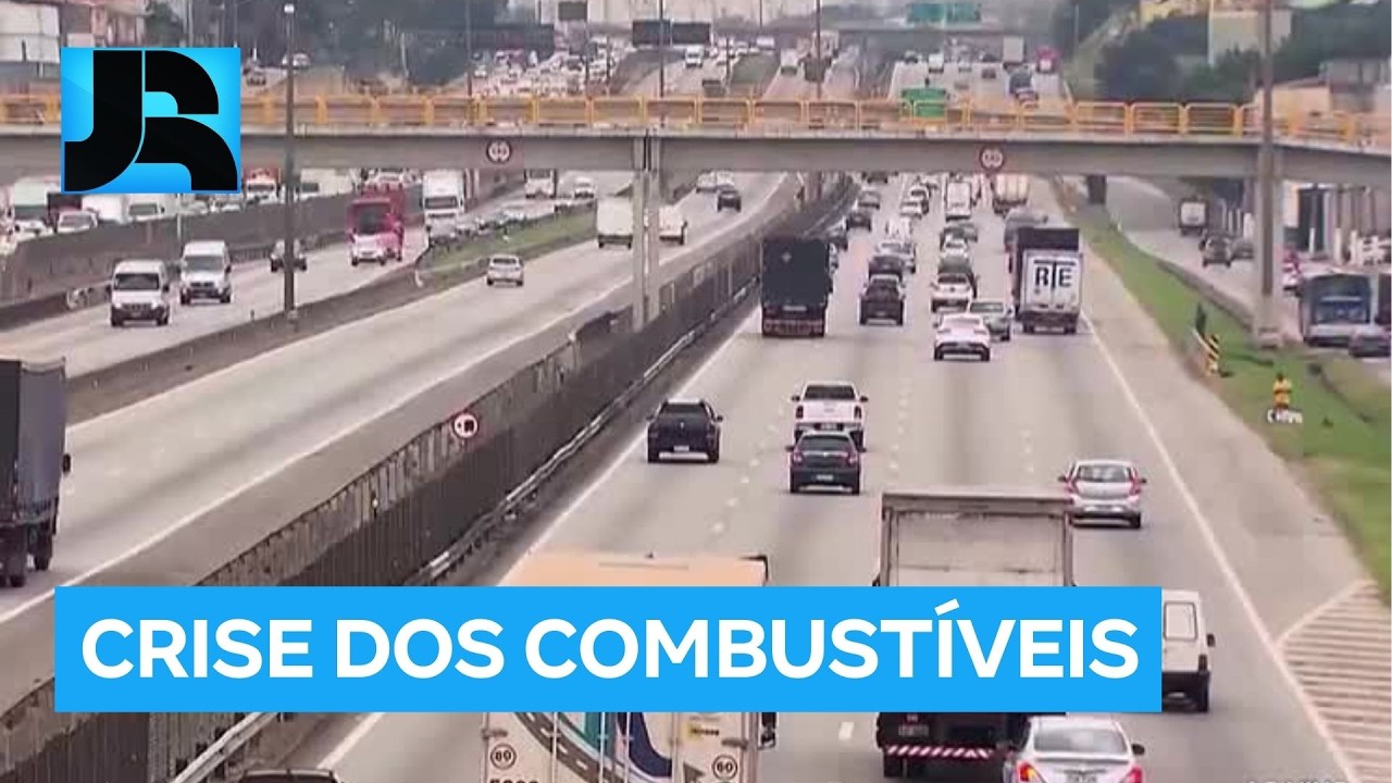 Governo anuncia medidas para tentar contornar crise dos combust&iacute;veis