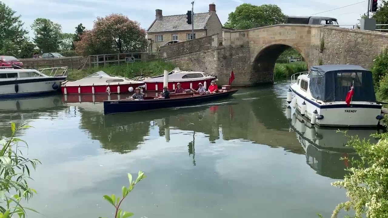 Steam Launch Arlette on the Thames at Radcot.