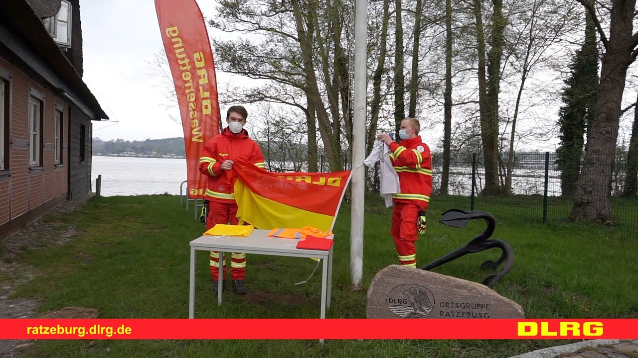 Flaggen in der DLRG