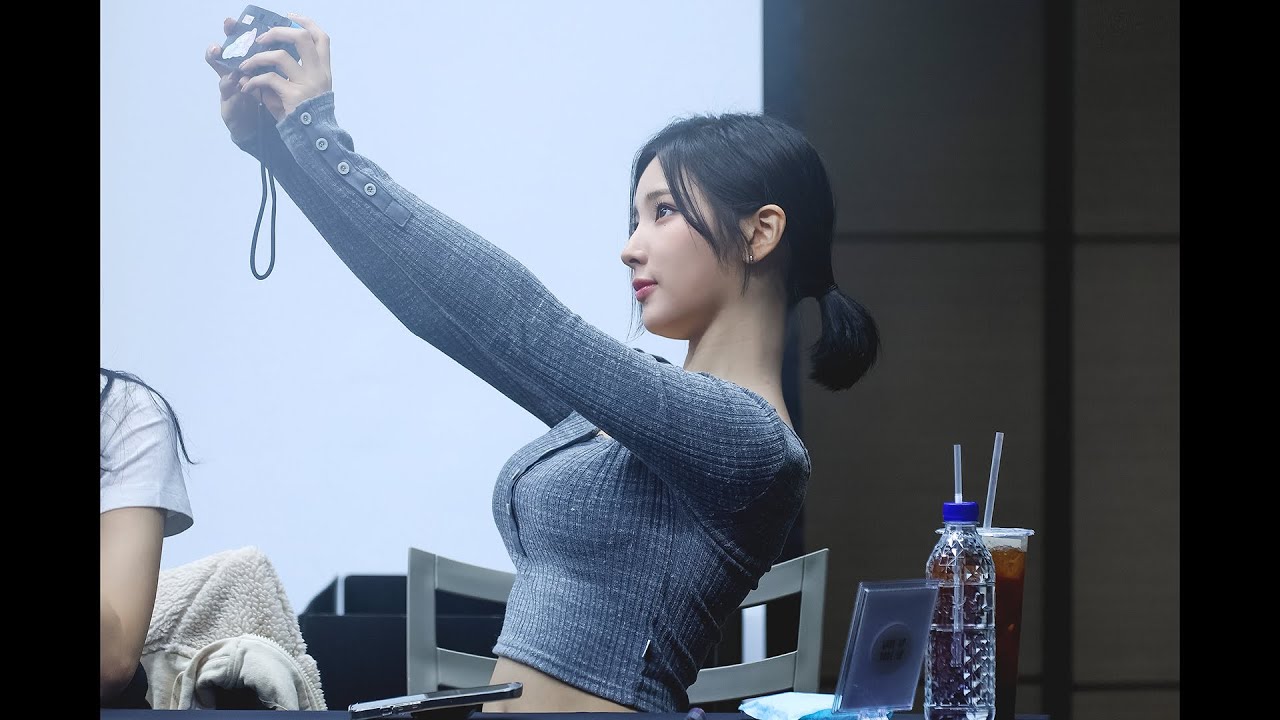 221204 앨리스 (ALICE) 소희 (SOHEE) - 고양이 머리띠가 마음에 든 아기 고양이 소희 - 시립마포청소년센터 팬사인회 [직캠 / FANCAM] [4K 60p]