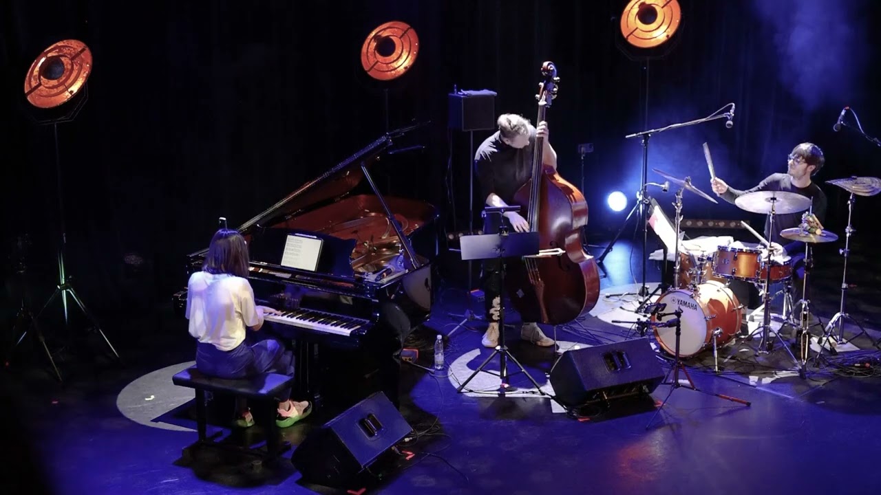Nikol Bóková Trio, JazzFestBrno, Cabaret des Péchés, 14.5.2025