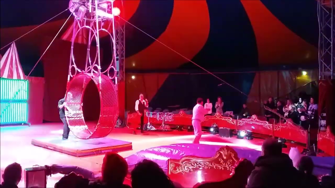 GRAVITY CIRCUS AREZZO: CRAZY WILSON RUOTA DELLA MORTE VINCITORE DEL FESTIVAL DEL CIRCO DI MONTECARLO