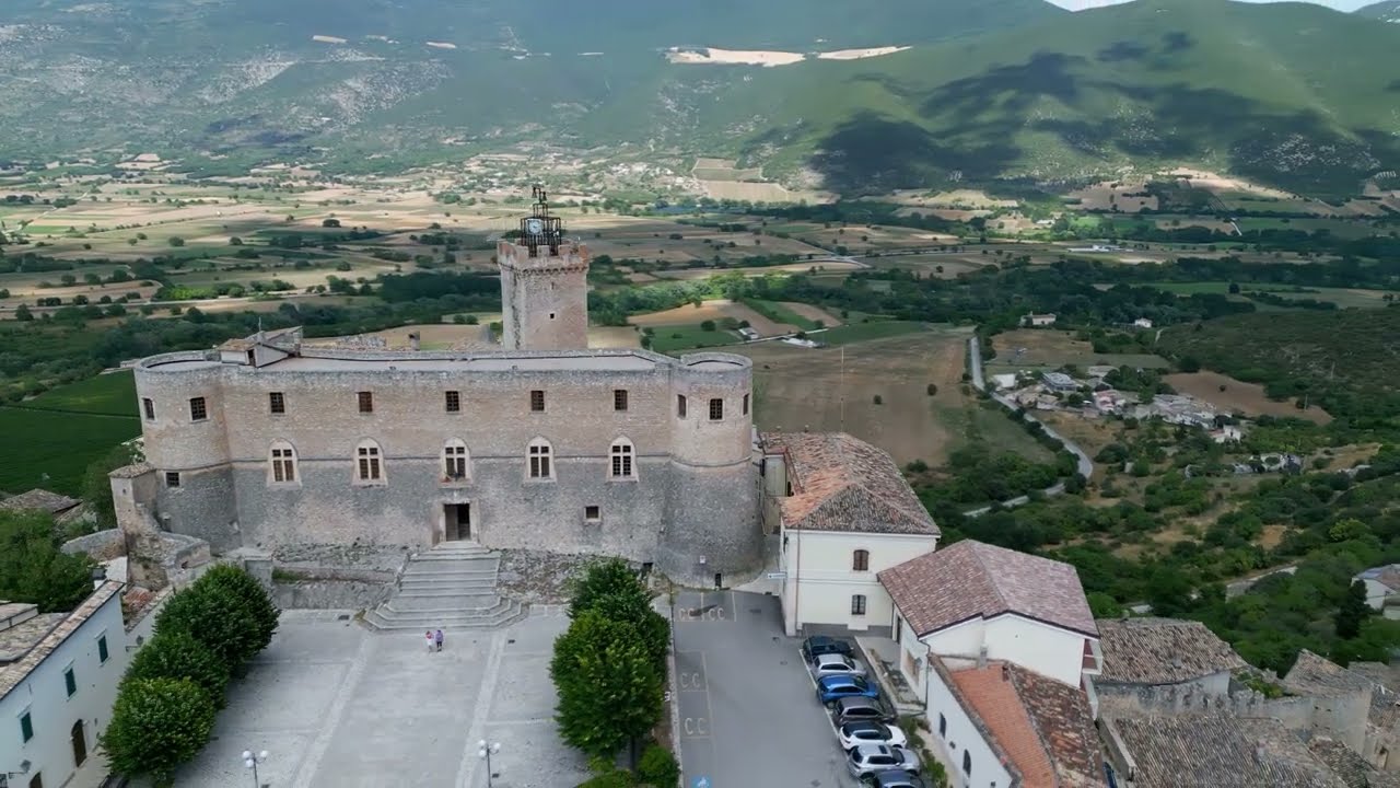 Capestrano (AQ)  4K - UHD  D-Cinelike/10bit  DJI Mini3