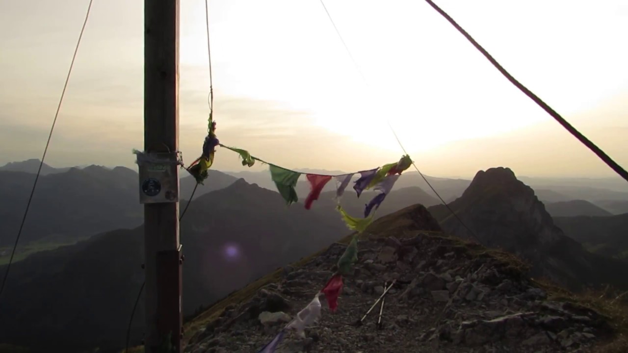Gipfelvideo Brentenjoch 2000 m Tannheimer Berge am Abend