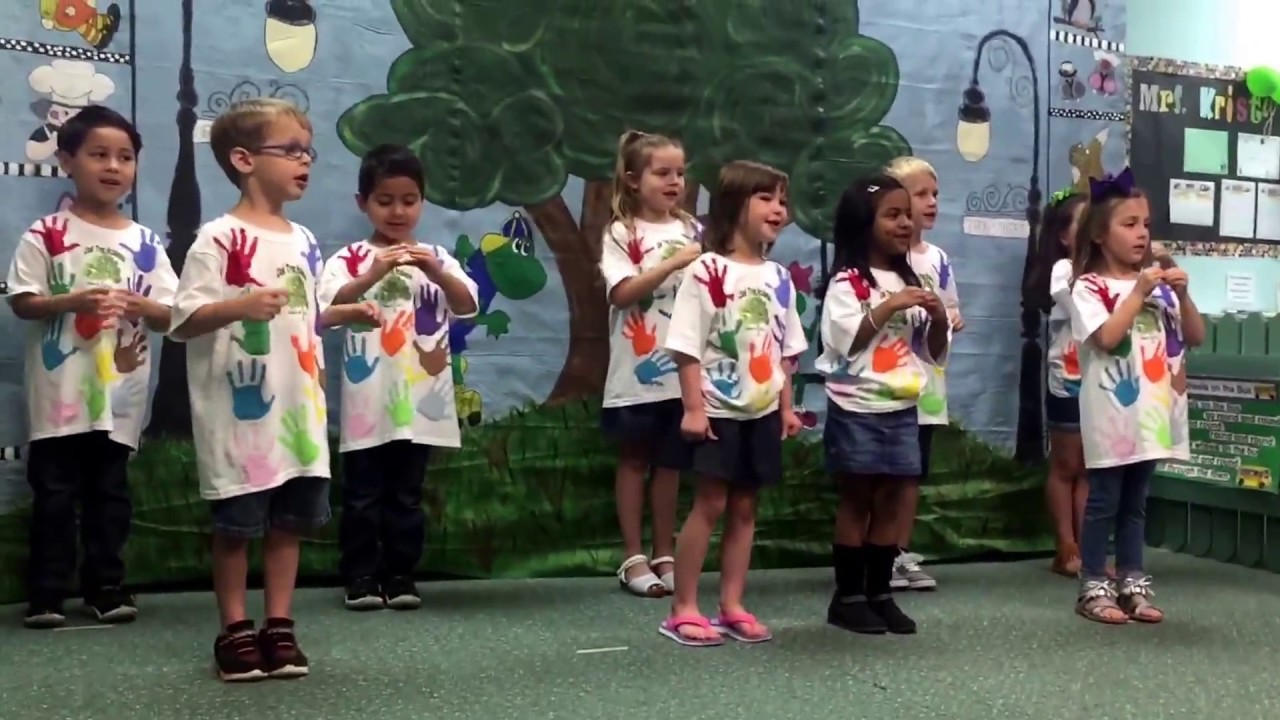 L&E preschool graduation 1/2 (Oak Tree Academy)