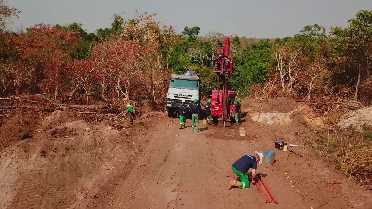 CompactRotoSonic Crawler (CRS-V) drilling in Angola