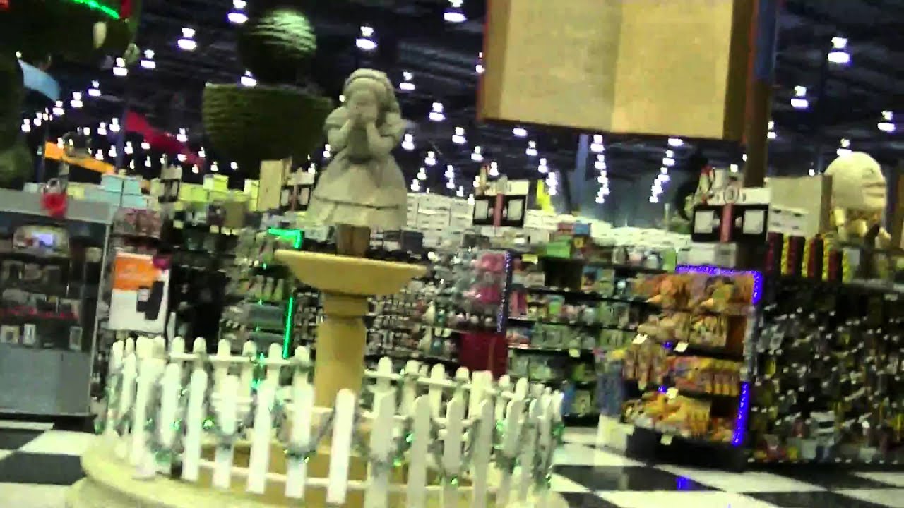 Fry's Electronics, Woodland Hills, Ca