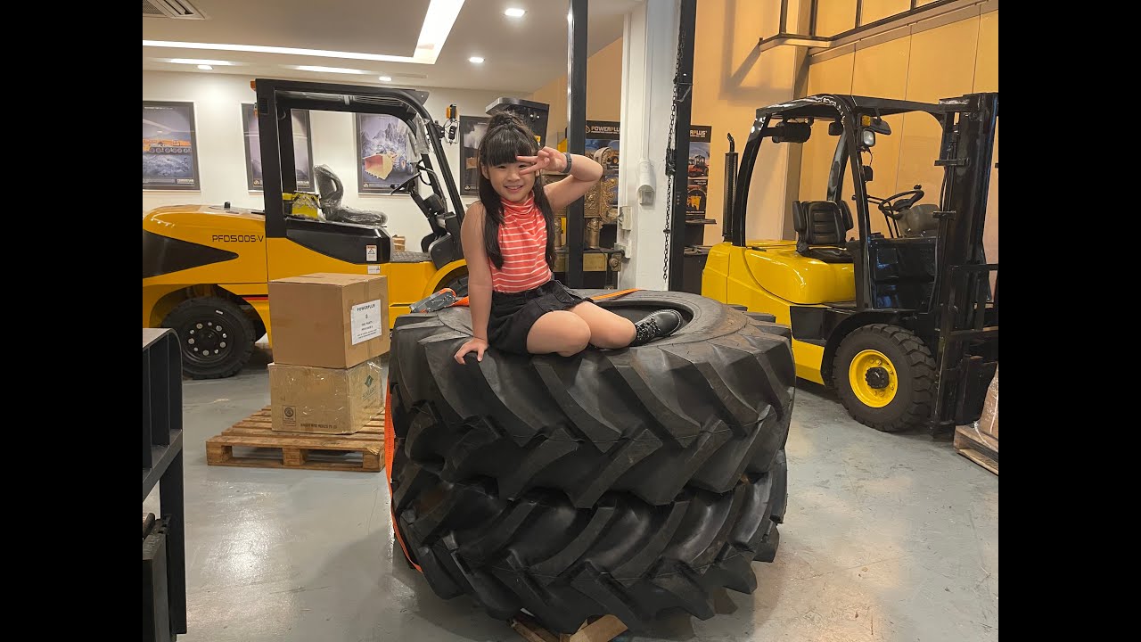 DISCOVERY - Heavy Duty Forklift