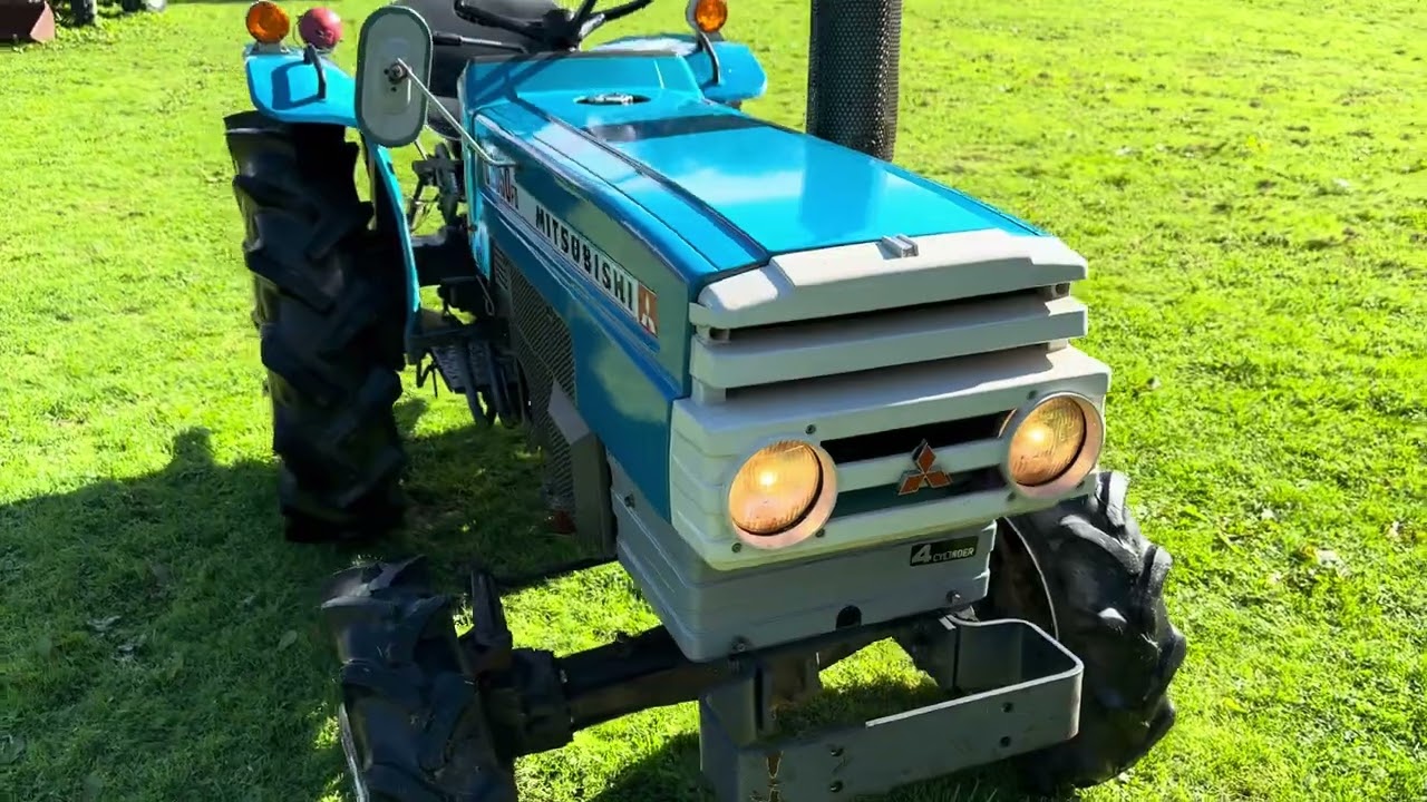 MITSUBISHI D2050FD 4WD Compact Tractor