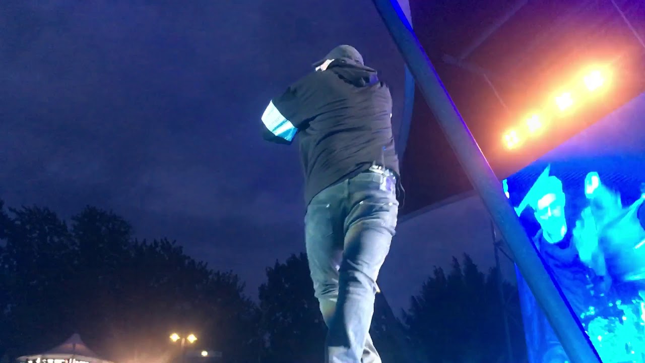 Adel Tawil mit Sido- der Himmel kann warten- live aus der kindl Bühne Wuhlheide