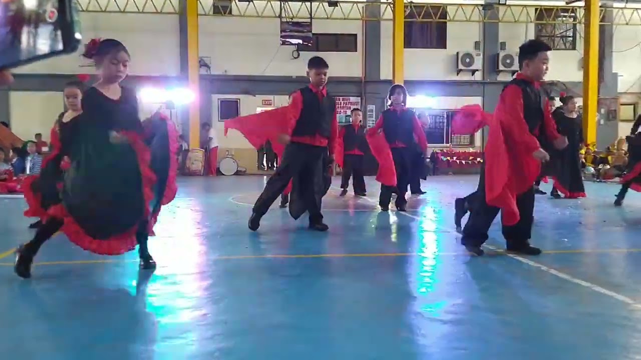 DESPACITO united nations dance performance  St.Andrew Academy of Quezon city.Grade 3