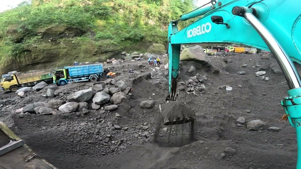 Sand mining part 794