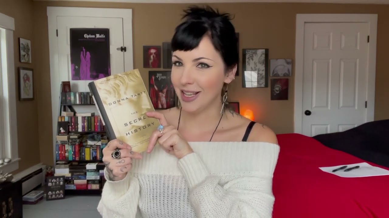 Book Chat: Concerning The Secret History by Donna Tartt