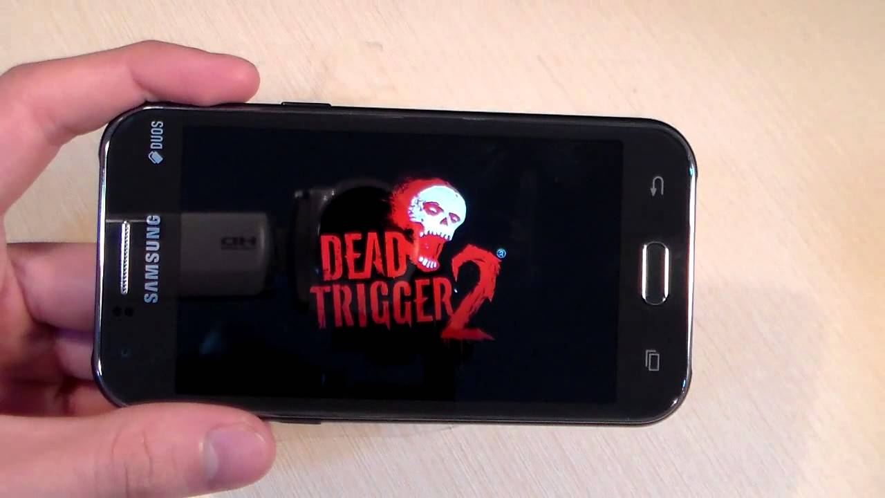 Игры на Samsung Galaxy J1 (RealRacing3, DeadTrigger2, ClashOfClans)