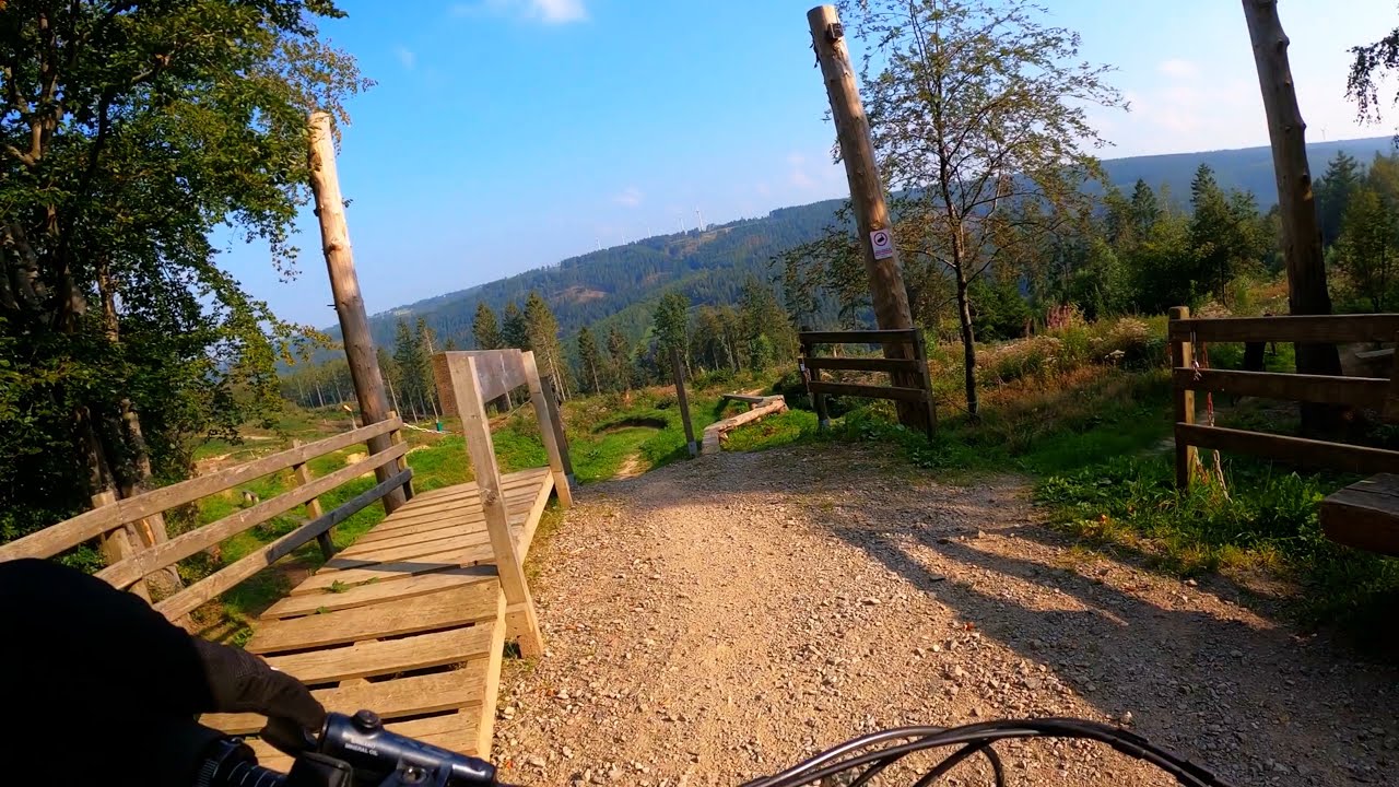 Mit dem E-Bike im Bikepark Hürtgenwald - Flowtrail
