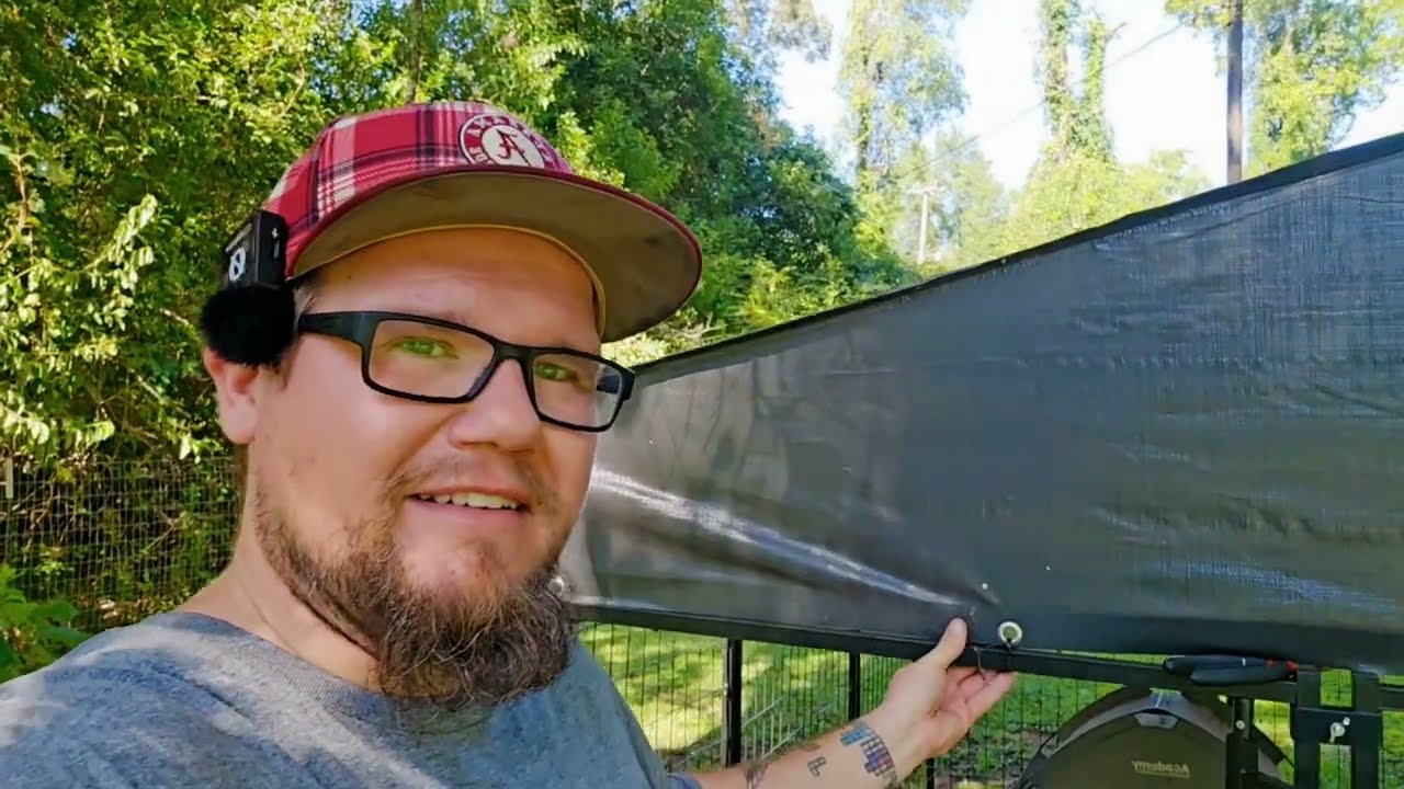 Dog kennel removal! They don't use it anyway! @TheJanticJournal