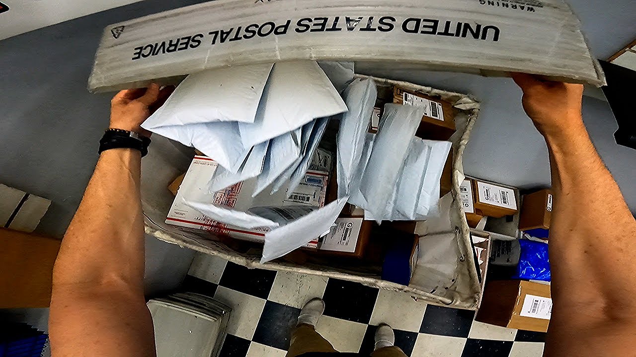 Packing and shipping customers' items | POV 4k