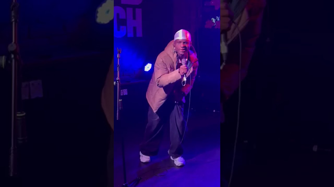 Timmyace UK 🇬🇧 performing sunshine at the sound progression  #inmotion 