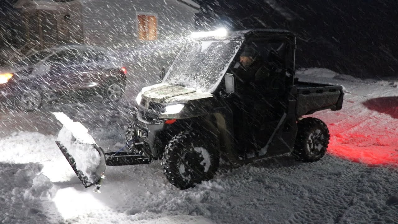 CFMOTO Uforce 1000 Plowing Snow