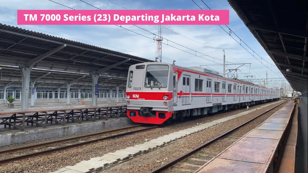 [Final TM 7000][KAI Commuter] TM 7000 (23) departing Jakarta Kota